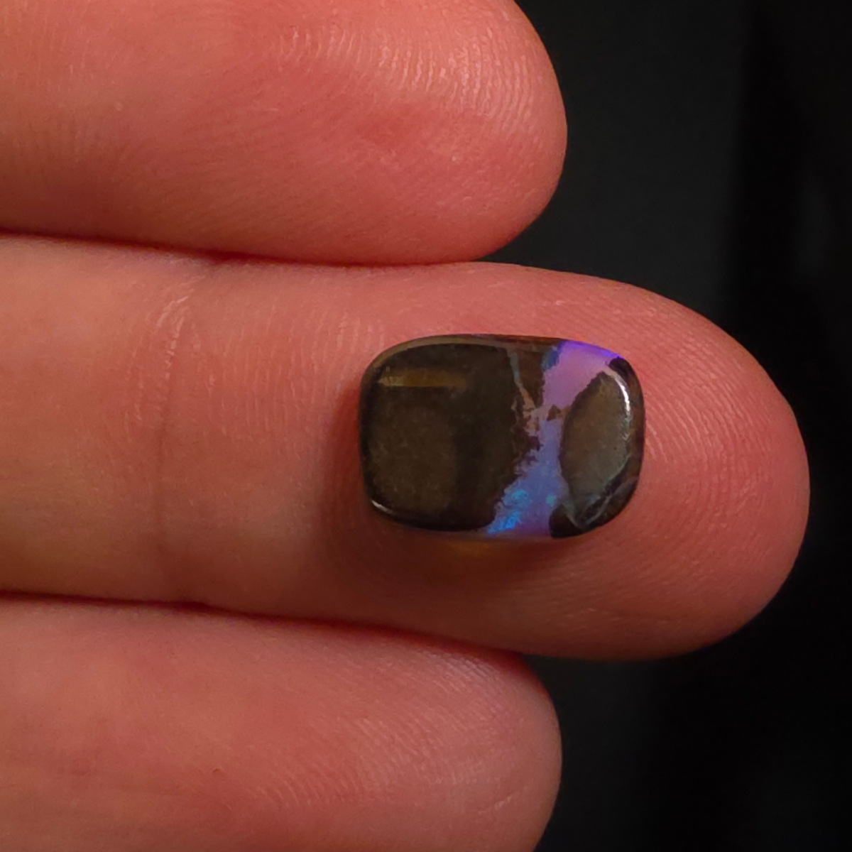 37813 Australian Boulder Opal 2.10 carats