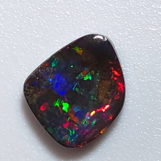 37760 Australian Boulder Opal 5ct