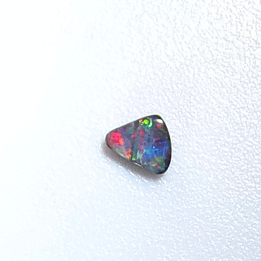 37748 Australian Boulder Opal 0.9ct