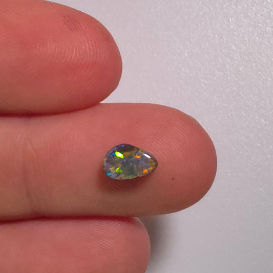 37745 Australian Boulder Opal 0.9ct