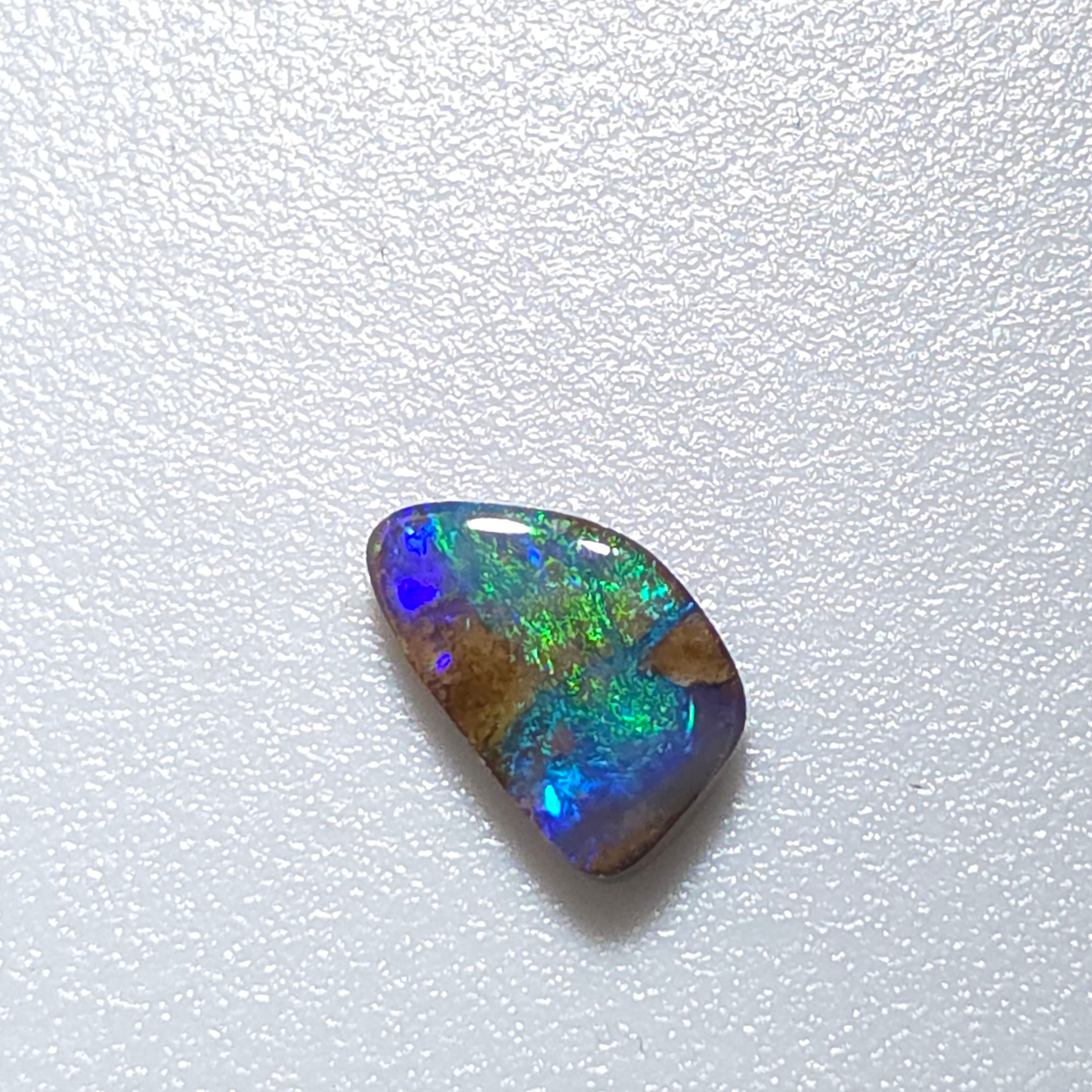Boulder Opal 2.2 carats 37699