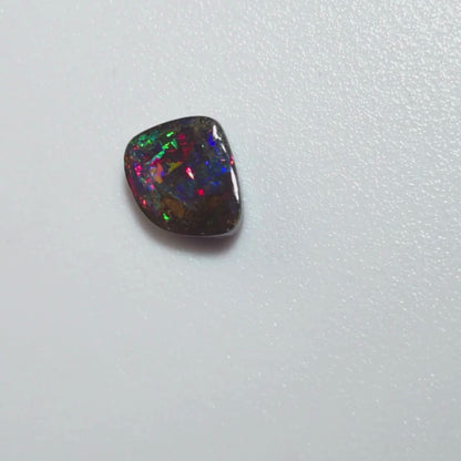 37760 Australian Boulder Opal 5ct