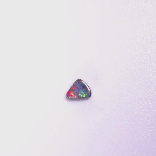 37748 Australian Boulder Opal 0.9ct