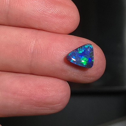 37810 Australian Boulder Opal 1.81 carats