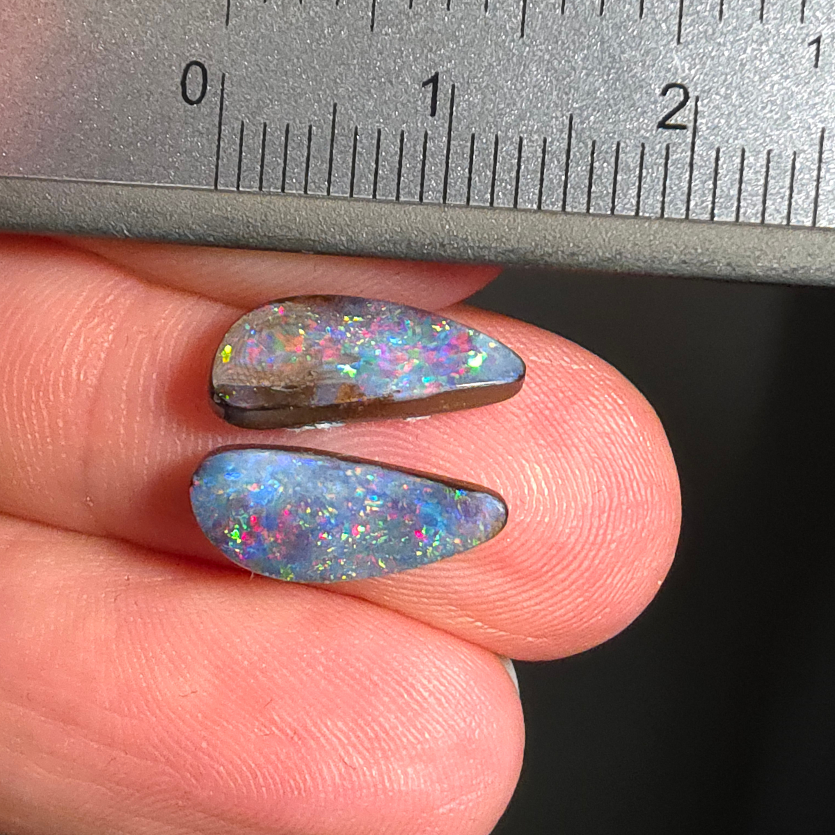 37812 Australian Boulder Opal Set 4 carats