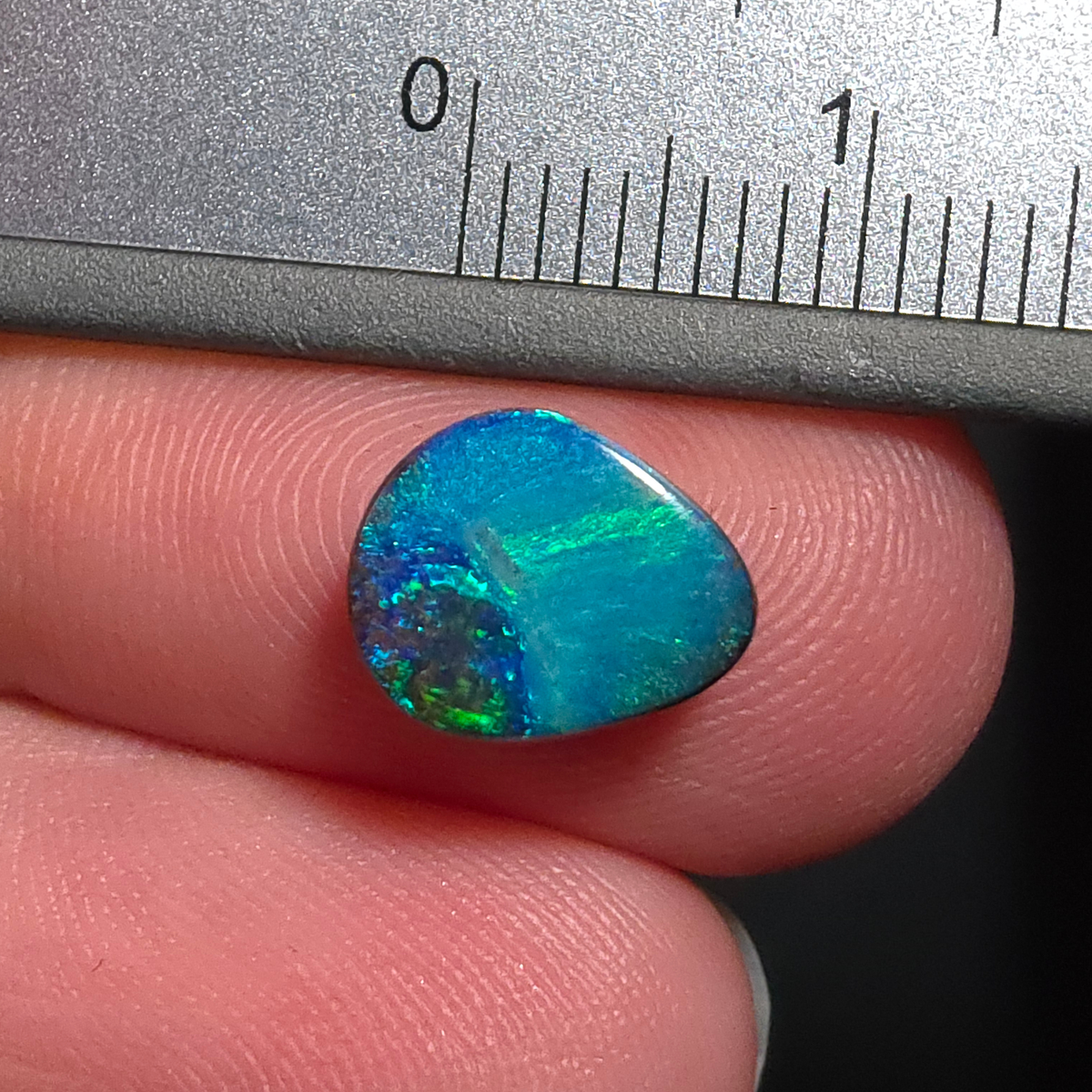 37819 Australian Boulder Opal 2.15 carats